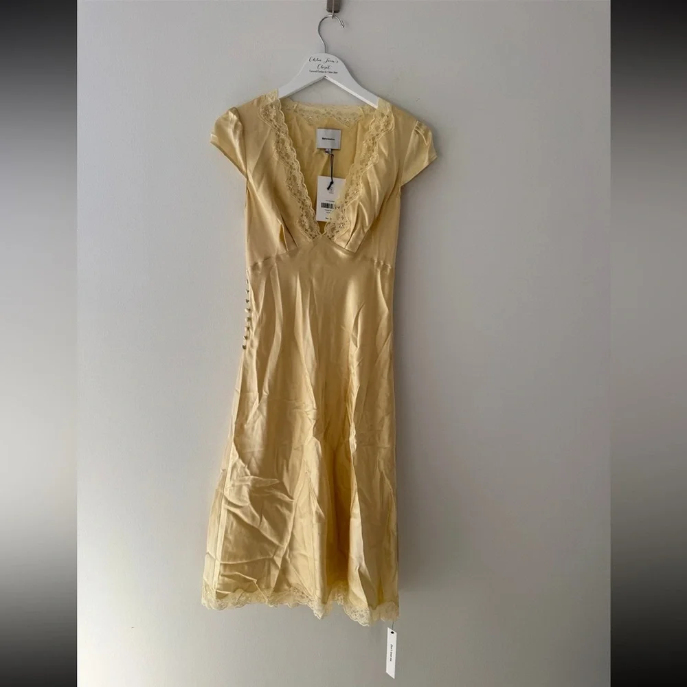 Reformation NWT Florence Silk Dress in Blonde - size 4 - Picture 2 of 7